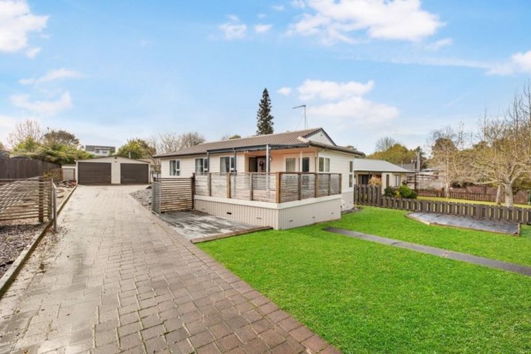 Photo of property in 3 Matipo Crescent, Pukete, Hamilton, 3200