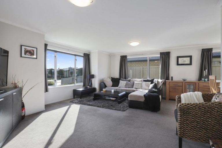 Photo of property in 16 Chesham Street, Rototuna North, Hamilton, 3210