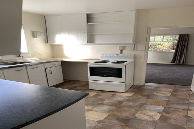 Photo of property in 1/11 Wyndrum Avenue, Waterloo, Lower Hutt, 5011