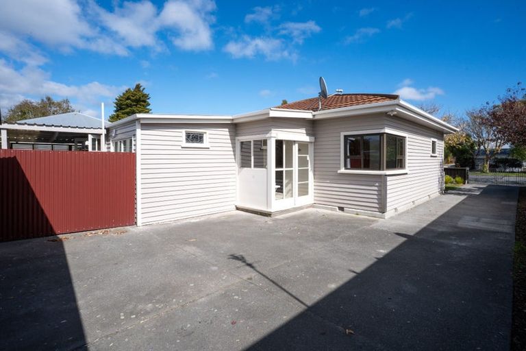 Photo of property in 18 Tilford Street, Woolston, Christchurch, 8062