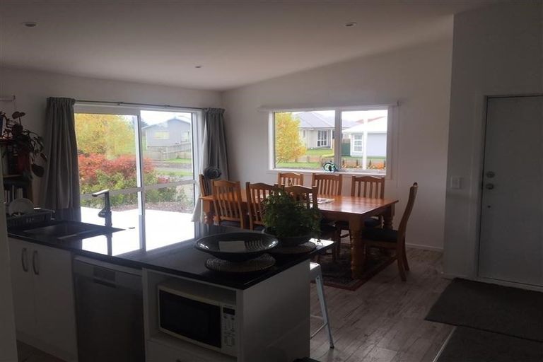 Photo of property in 303 Tauhara Ridge Drive, Richmond Heights, Taupo, 3330