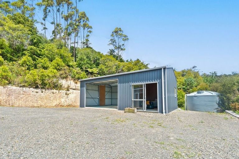 Photo of property in 166 Waimate Road North, Kerikeri, 0293