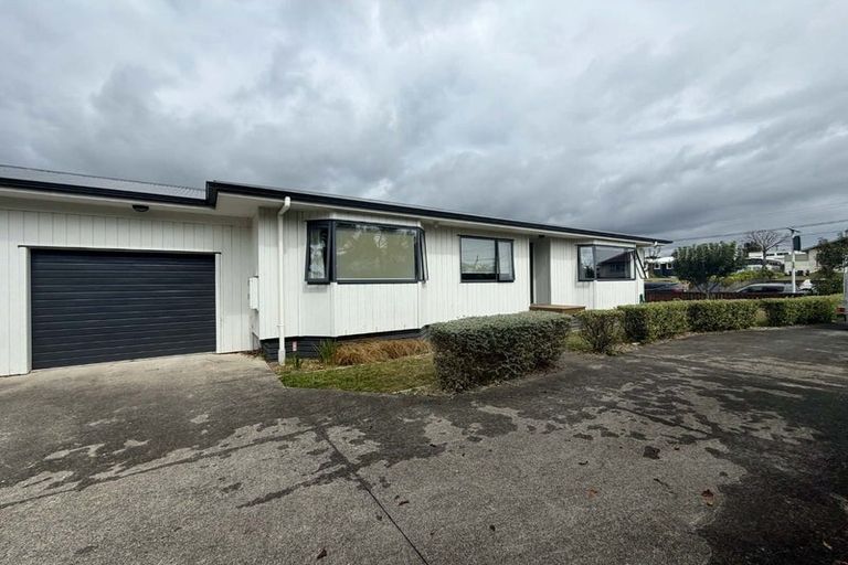 Photo of property in 14a Omata Road, Westown, New Plymouth, 4310