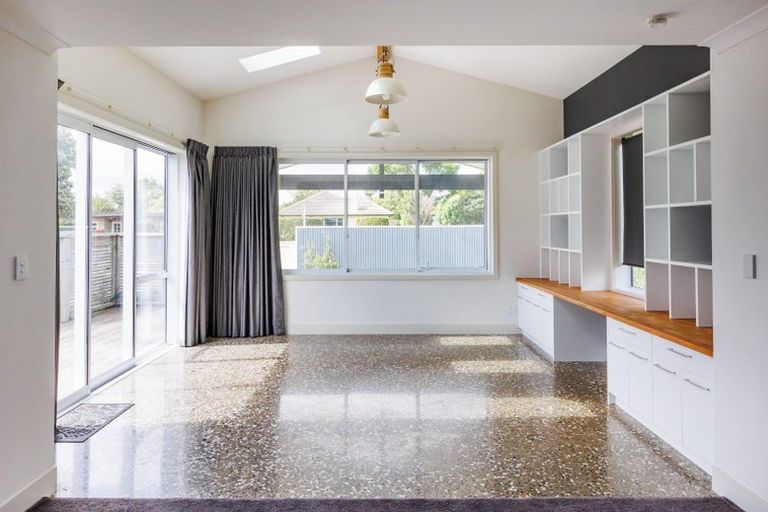 Photo of property in 157 College Street, Awapuni, Palmerston North, 4412