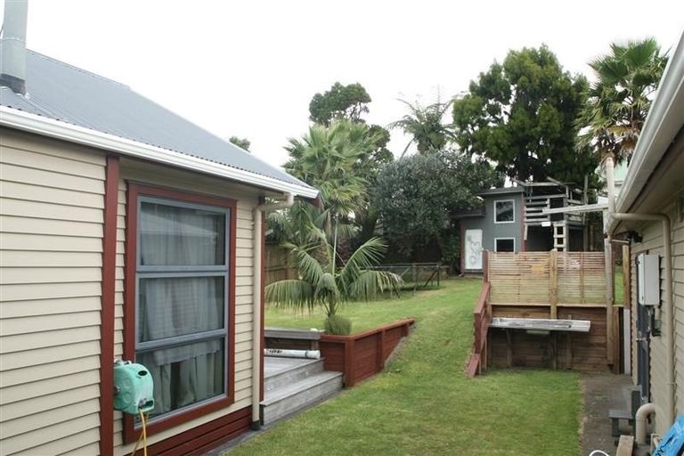 Photo of property in 36 Fitzroy Road, Fitzroy, New Plymouth, 4312