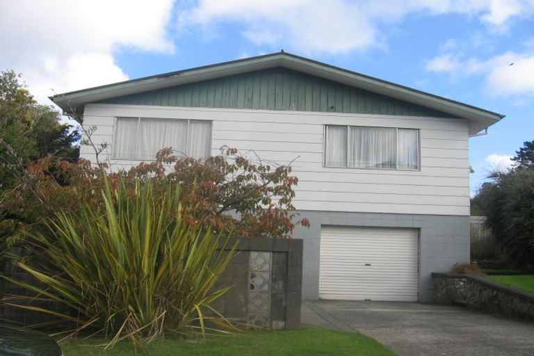 Photo of property in 97 Tirohanga Road, Tirohanga, Lower Hutt, 5010