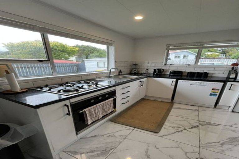 Photo of property in 35b Stockdale Street, Wainuiomata, Lower Hutt, 5014