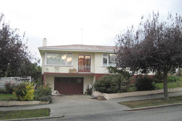 Photo of property in 20 Arrow Crescent, Holmes Hill, Oamaru, 9401