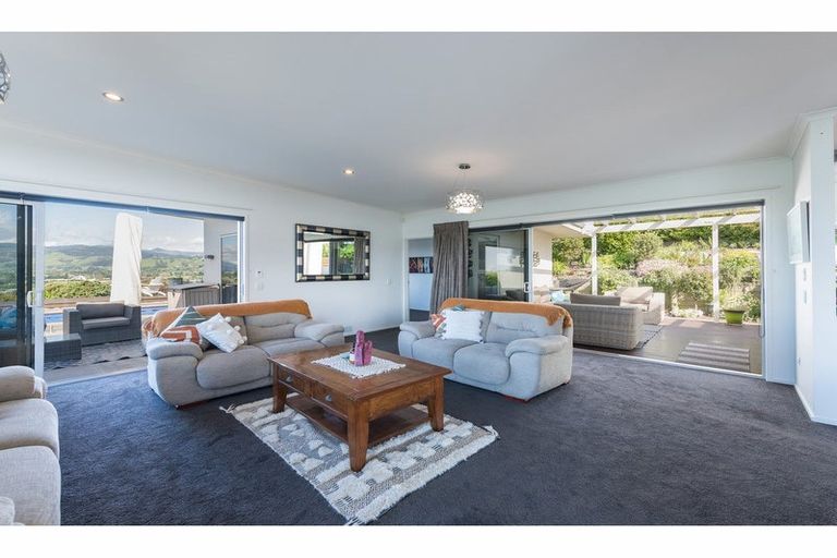 Photo of property in 23 Katania Heights, Brightwater, 7022