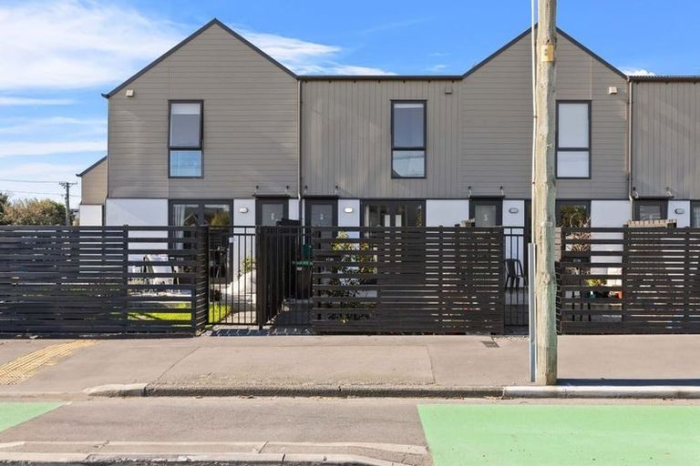 Photo of property in 4/50 Antigua Street, Addington, Christchurch, 8024