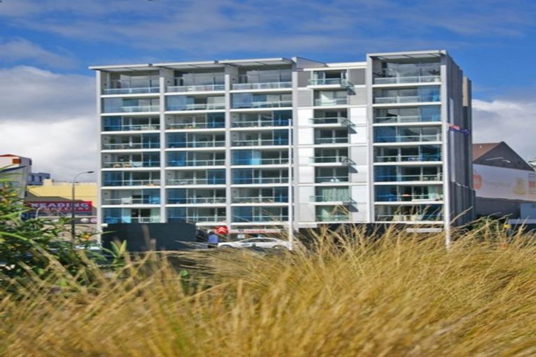 Photo of property in Portal Apartments, 4a/42 Cable Street, Te Aro, Wellington, 6011