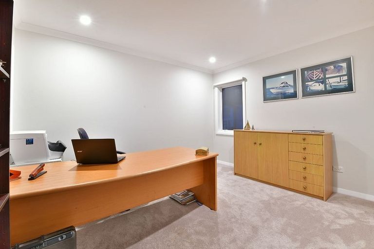Photo of property in 86 Voyager Drive, Gulf Harbour, Whangaparaoa, 0930