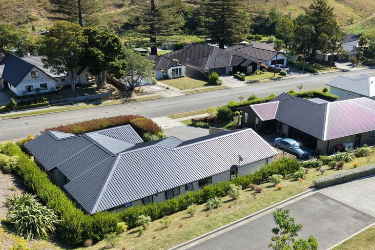 Photo of property in 59 Sunningdale Drive, Stoke, Nelson, 7011