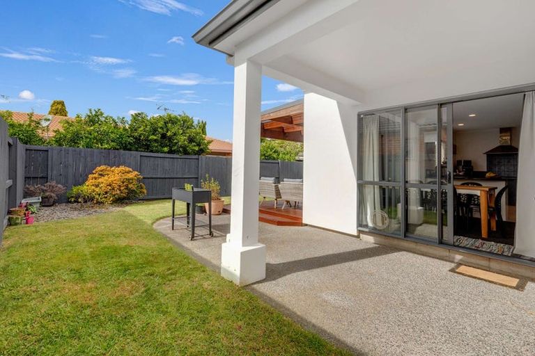 Photo of property in 25 Kahira Crescent, Papamoa Beach, Papamoa, 3118