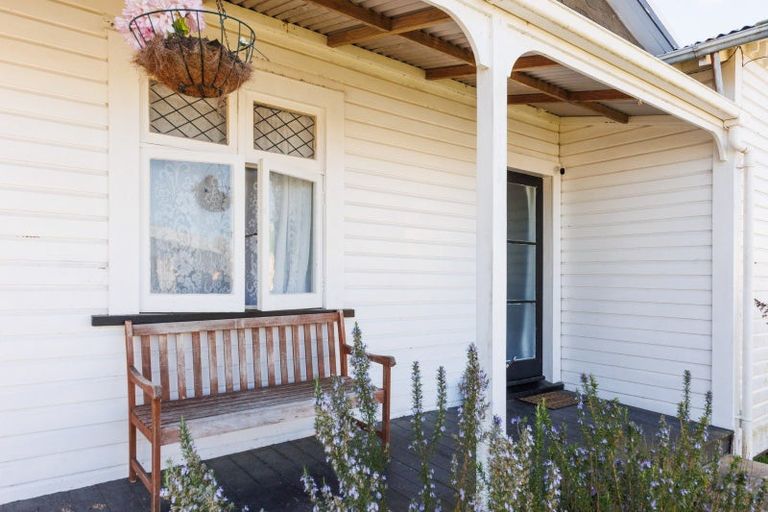 Photo of property in 2 Willis Street, Marton, 4710