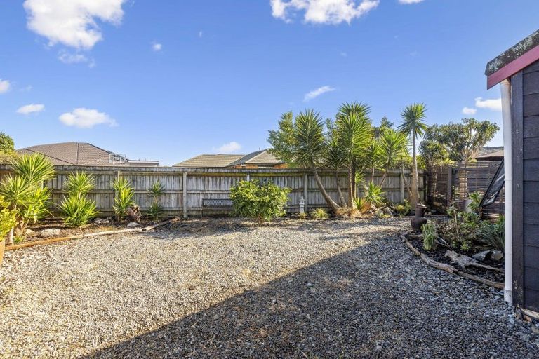 Photo of property in 18 Wood Leigh, Paraparaumu Beach, Paraparaumu, 5032