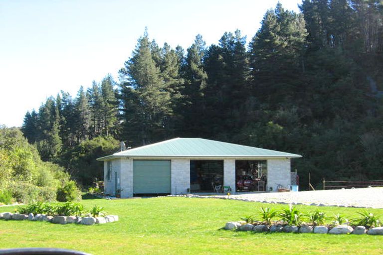 Photo of property in 300 Marsden Road, Greymouth, 7805