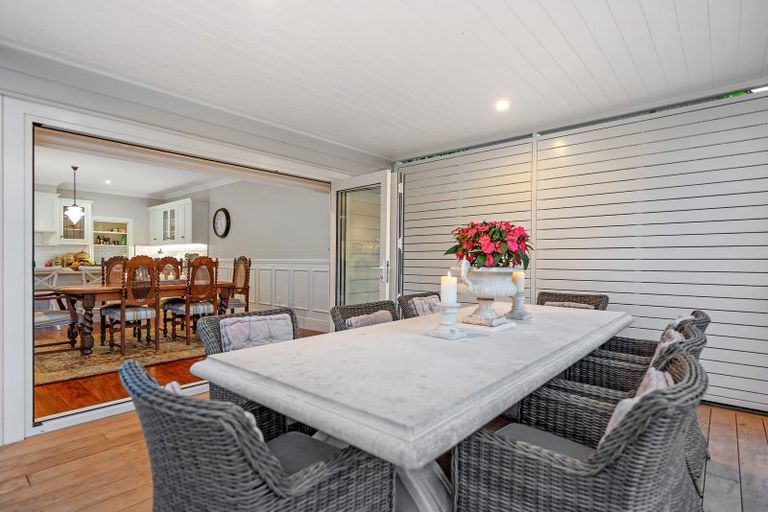 Photo of property in 4a Birchwood Grove, Greenhithe, Auckland, 0632