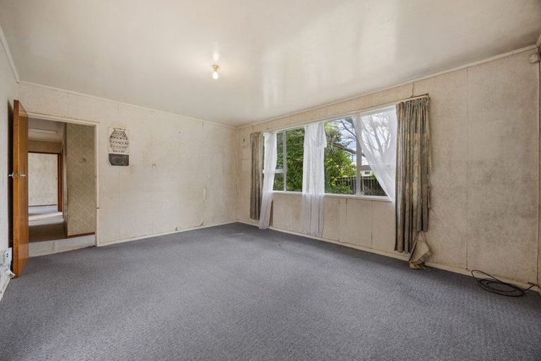 Photo of property in 9 Ascot Avenue, Henderson, Auckland, 0610