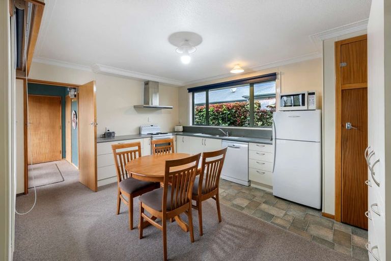 Photo of property in 18 Milton Street, Gore, 9710