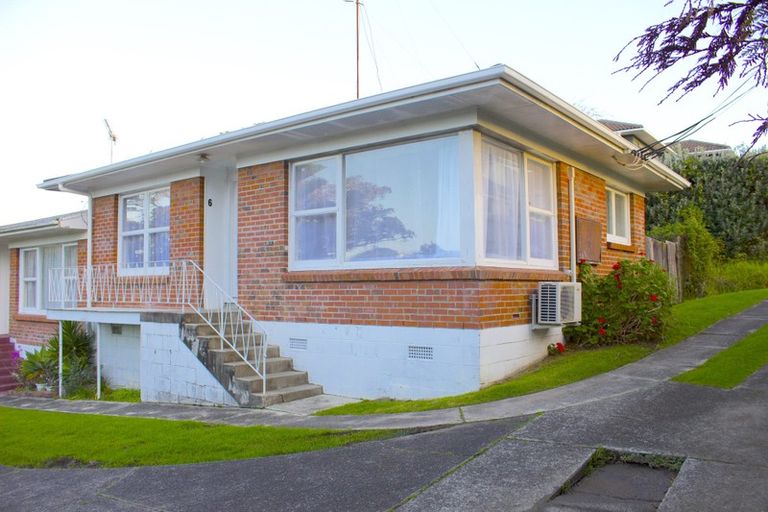 Photo of property in 6/49 Corunna Road, Milford, Auckland, 0620