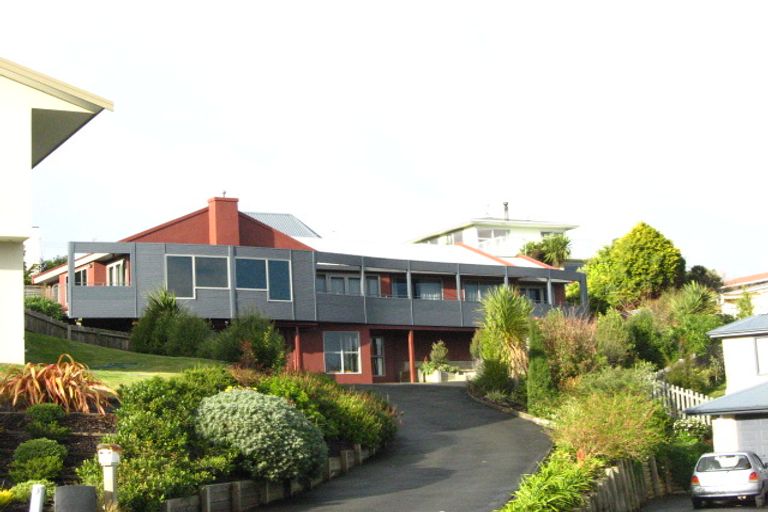 Photo of property in 8 Gowan Close, Shiel Hill, Dunedin, 9013