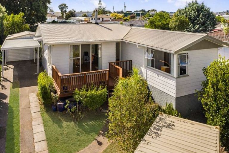 Photo of property in 159 Smales Road, East Tamaki, Auckland, 2013