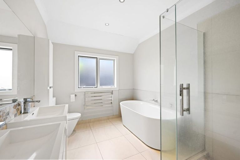 Photo of property in 12 Trent Lane, Flagstaff, Hamilton, 3210