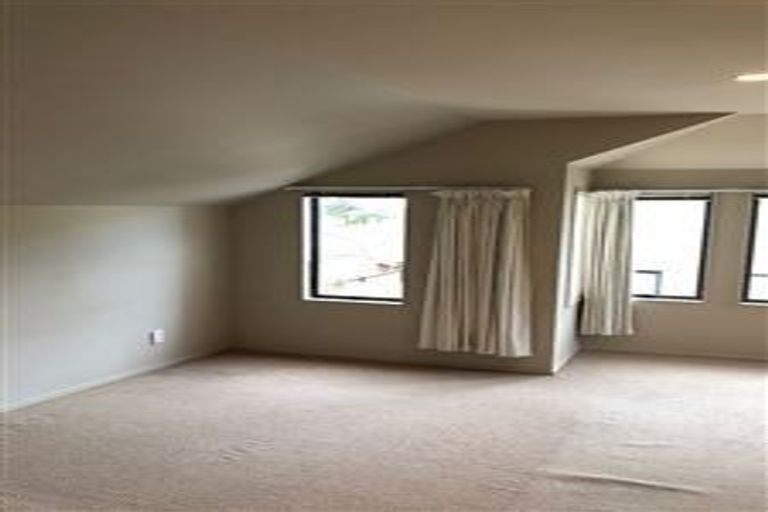 Photo of property in 6/64 Schnapper Rock Road, Schnapper Rock, Auckland, 0632