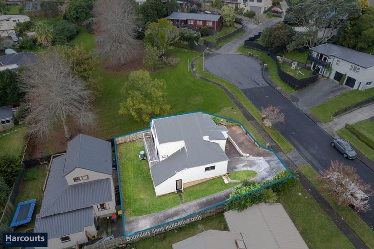 Photo of property in 1/29 Barberton Terrace, Red Hill, Papakura, 2110