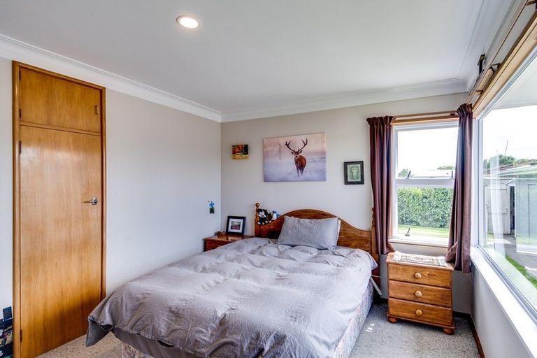 Photo of property in 1404 Warwick Place, Mayfair, Hastings, 4122