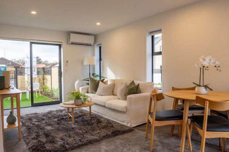 Photo of property in 2/6a Taramea Place, Addington, Christchurch, 8024