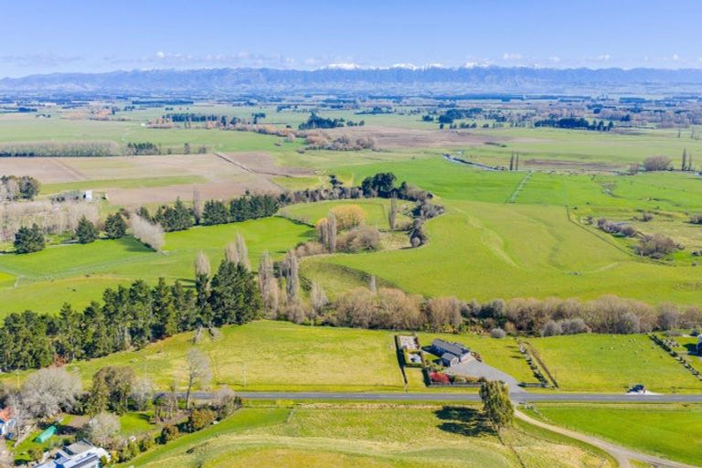 Photo of property in 372 Maharakeke Road, Waipukurau, 4281
