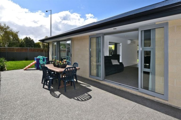 Photo of property in 24 Mcdermott Place, Halswell, Christchurch, 8025