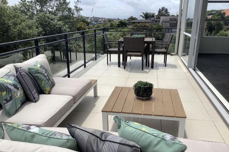 Photo of property in 7/49 Browns Road, Browns Bay, Auckland, 0630