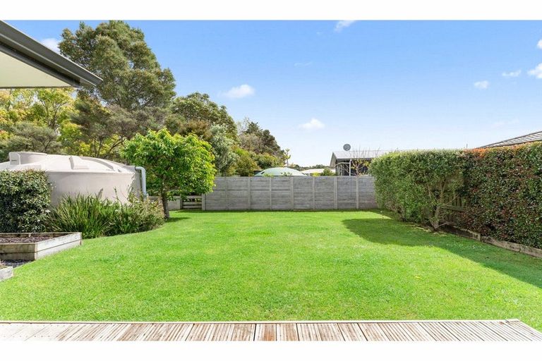 Photo of property in 50 Kedge Drive, Mangawhai, 0505