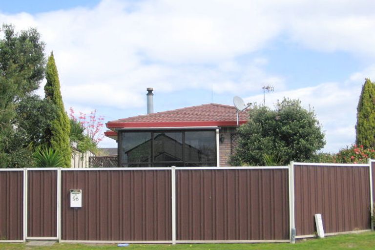 Photo of property in 96b Dickson Road, Papamoa Beach, Papamoa, 3118