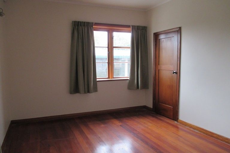 Photo of property in 42 Savage Crescent, West End, Palmerston North, 4412