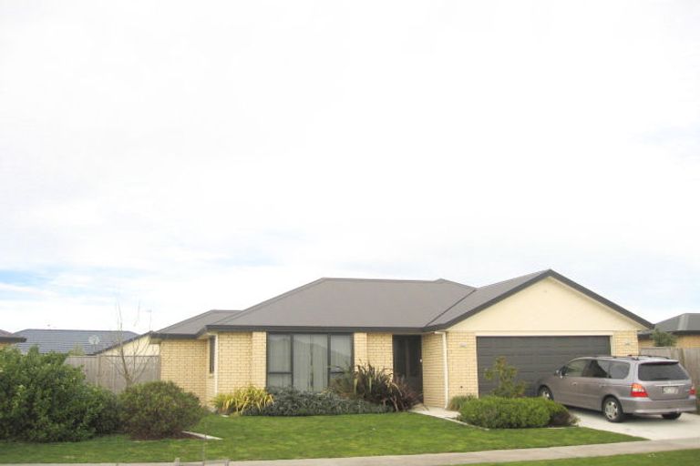 Photo of property in 11 Saxon Woods Drive, Rototuna North, Hamilton, 3210