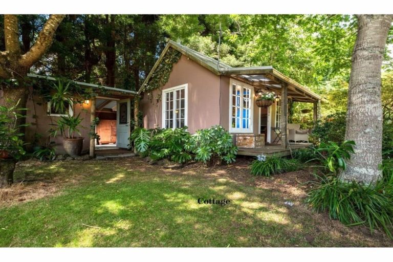 Photo of property in 54 Cookson Road, Kawakawa, 0282