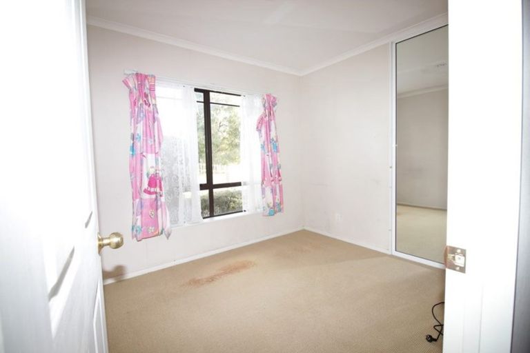Photo of property in 1 Beragh Place, East Tamaki, Auckland, 2016