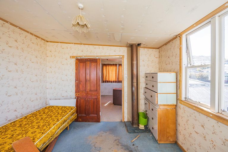 Photo of property in 18 Clyde Street, Oamaru North, Oamaru, 9400