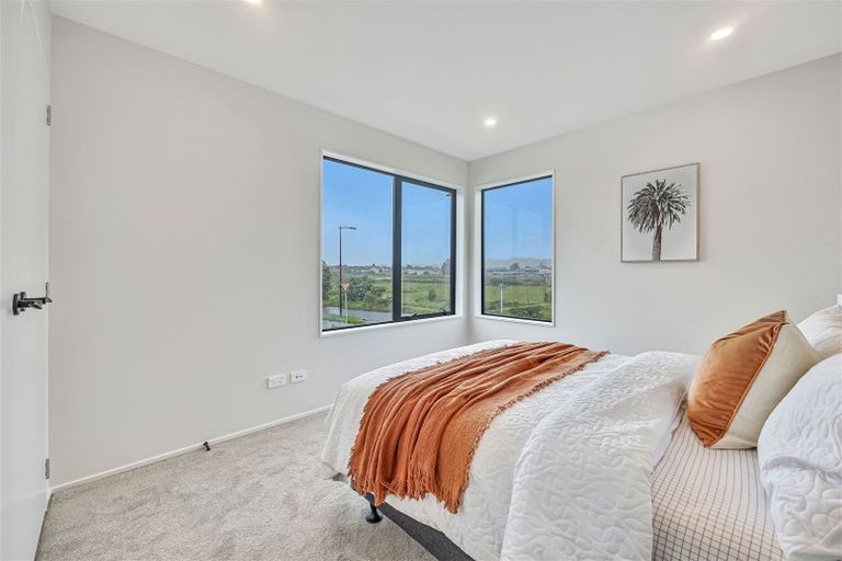 Photo of property in 16 Zadar Street, Kumeu, 0810