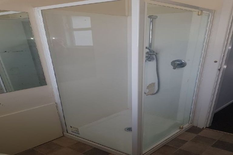 Photo of property in 30a Benge Crescent, Clouston Park, Upper Hutt, 5018