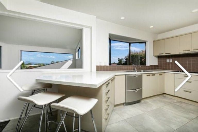 Photo of property in 6 Rewi Street, Torbay, Auckland, 0630