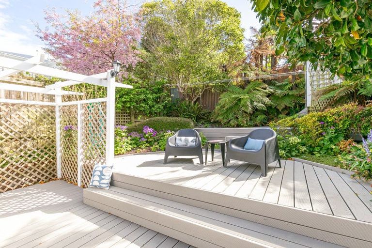 Photo of property in 7 Armour Avenue, Mount Victoria, Wellington, 6011