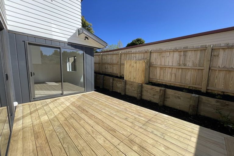 Photo of property in 26c Topliss Drive, Northcross, Auckland, 0632