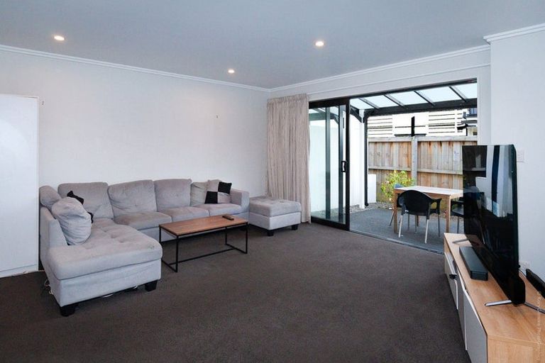 Photo of property in 2/18 Kenilworth Street, Addington, Christchurch, 8024