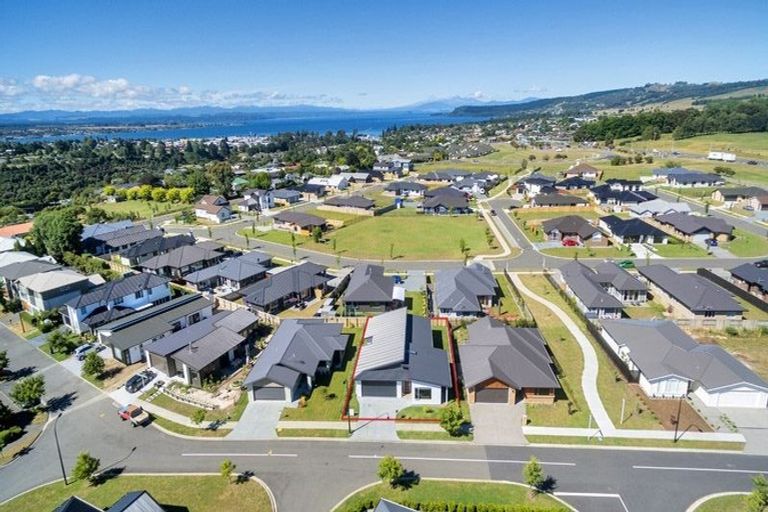 Photo of property in 19 Noumea Drive, Rangatira Park, Taupo, 3330