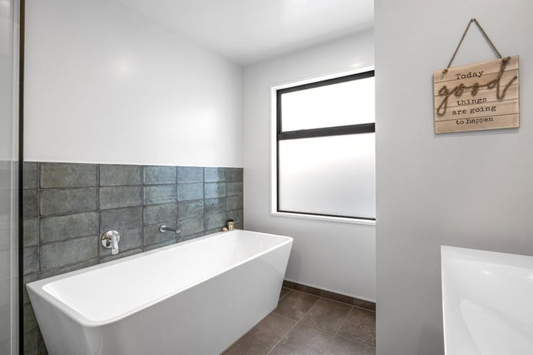 Photo of property in 60 Quinn Crescent, Woodend, 7610